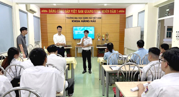 NSU Representative Office in Vietnam Showcase to VMU students